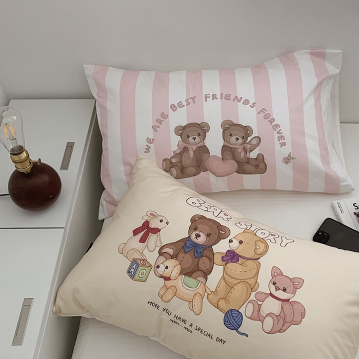 91家纺网 家纺一手货源 找家纺 柚可家居 2024新款小熊定版数码印花全棉单枕套 黄色小熊定版枕套