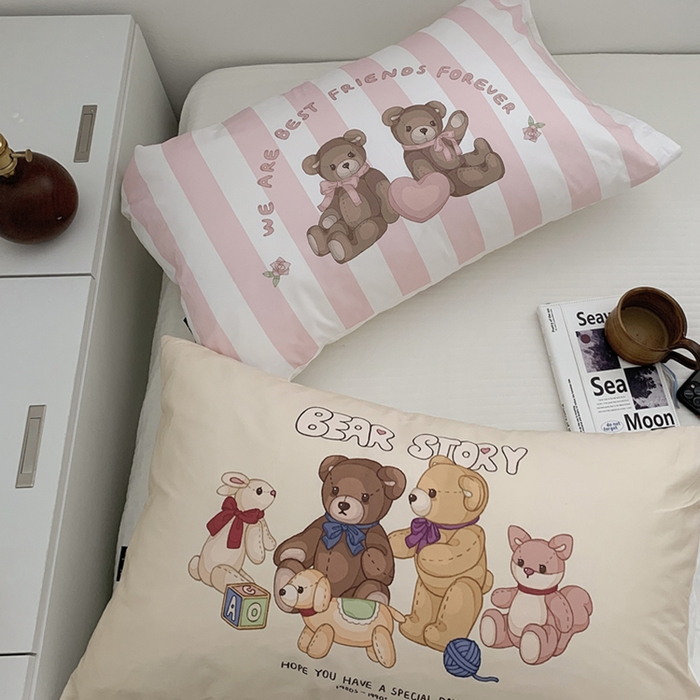 91家纺网 家纺一手货源 找家纺 柚可家居 2024新款小熊定版数码印花全棉单枕套 黄色小熊定版枕套