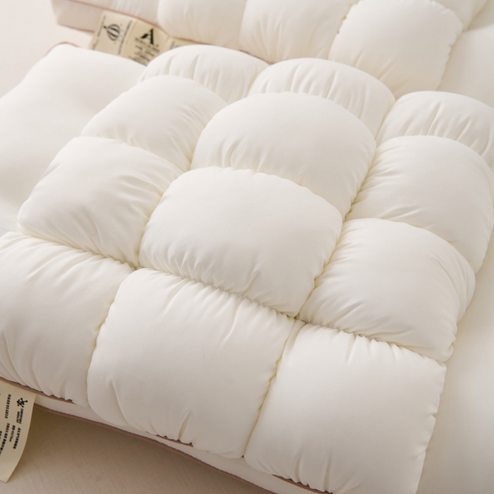 91家纺网 家纺一手货源 找家纺 珍贝家纺 2025新款热亲肤舒适汽球面包枕波萝枕头枕芯 菠萝包-白色 48x74cm/对