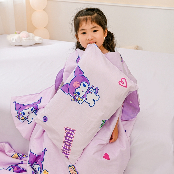 91家纺网 家纺一手货源 找家纺 名兮家居 2025新款正版授权全棉儿童护肚防踢盖毯 防踢被-甜筒库洛米