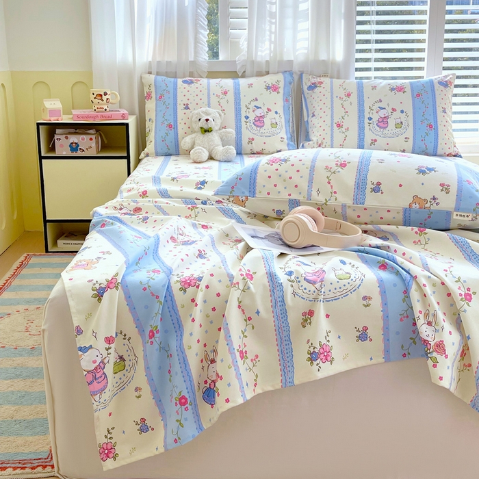 91家纺网 家纺一手货源 找家纺 金鑫汇家纺 2025新款A类全棉老粗布床单 老粗布·快乐萌兔蓝