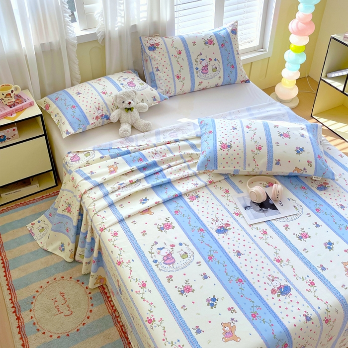 91家纺网 家纺一手货源 找家纺 金鑫汇家纺 2025新款A类全棉老粗布床单 老粗布·快乐萌兔蓝