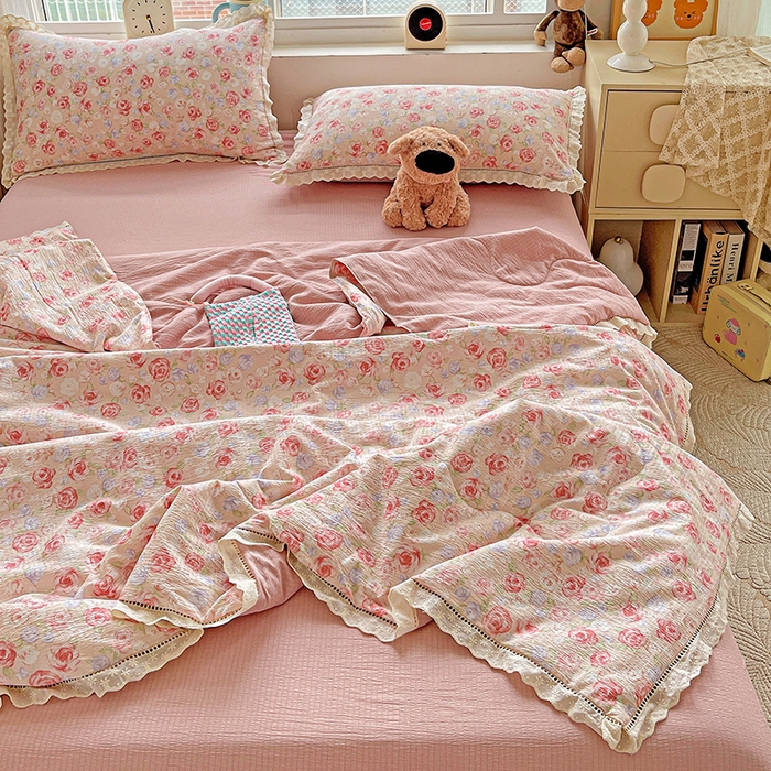 91家纺网 家纺一手货源 找家纺 恋之语 2025春夏新款云感全棉纯棉花边款夏被夏凉被空调被四件套套件