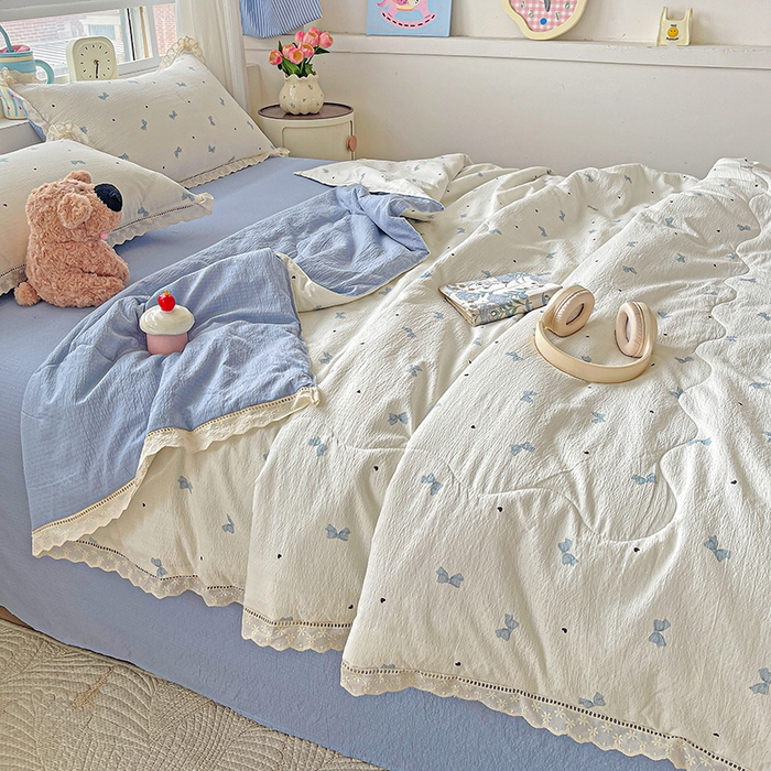 91家纺网 家纺一手货源 找家纺 恋之语 2025春夏新款云感全棉纯棉花边款夏被夏凉被空调被四件套套件