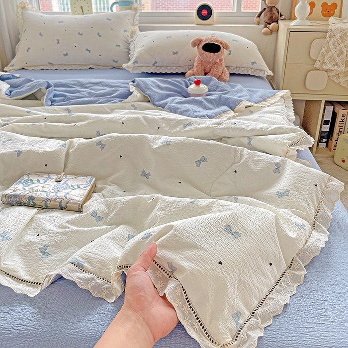 91家纺网 家纺一手货源 找家纺 恋之语 2025春夏新款云感全棉纯棉花边款夏被夏凉被空调被四件套套件