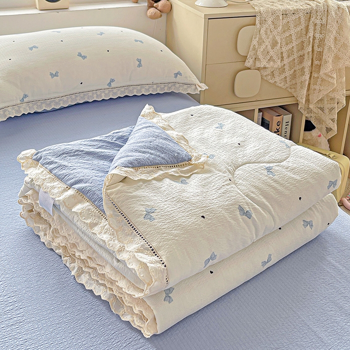 91家纺网 家纺一手货源 找家纺 恋之语 2025春夏新款云感全棉纯棉花边款夏被夏凉被空调被四件套套件