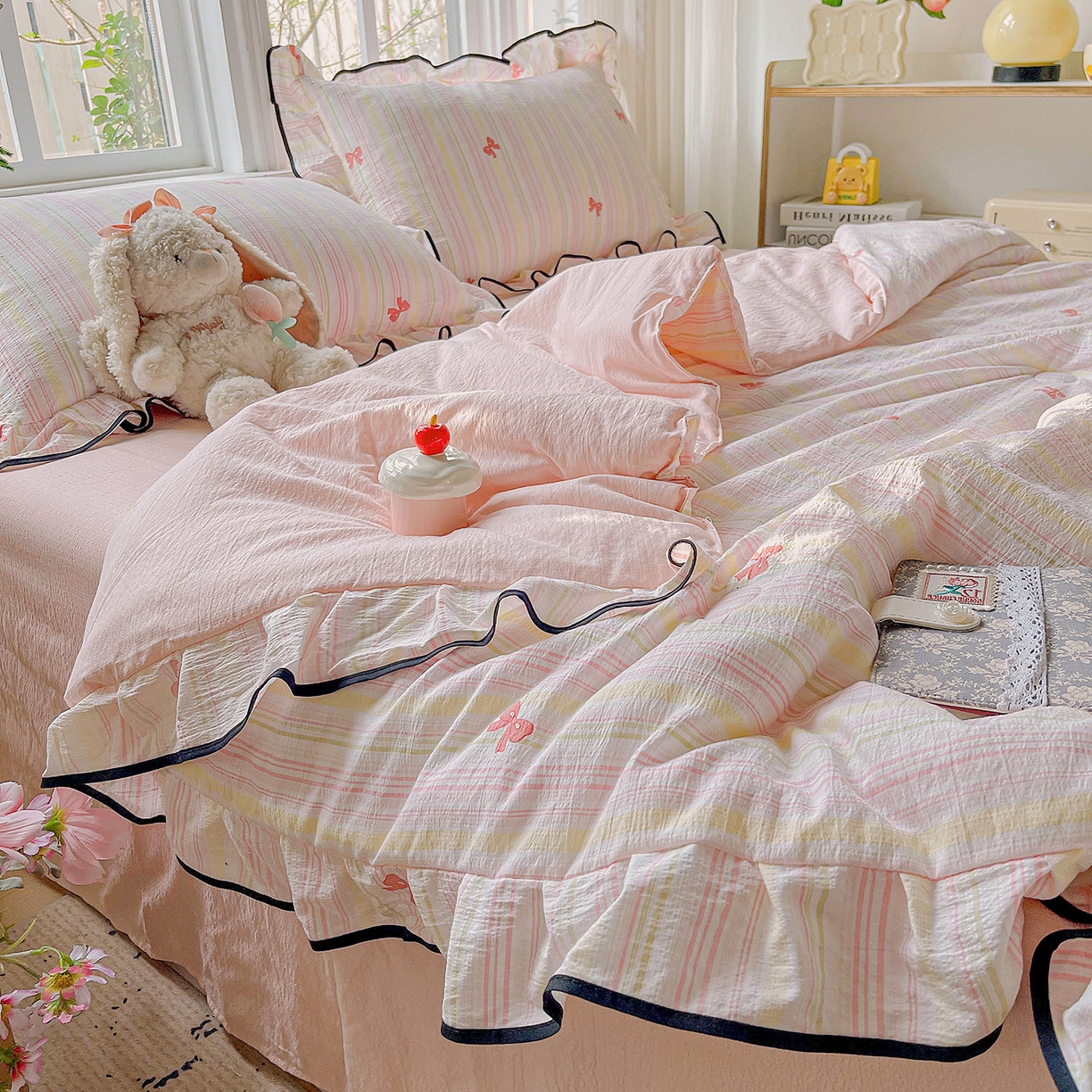 91家纺网 家纺一手货源 找家纺 （总）暖芯优选 2025新款皱皱双层纱荷叶大花边夏被空调被夏凉被三件套