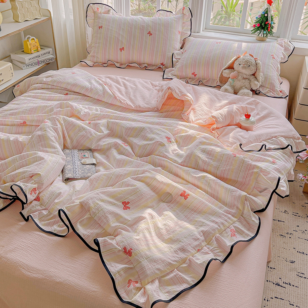 91家纺网 家纺一手货源 找家纺 （总）暖芯优选 2025新款皱皱双层纱荷叶大花边夏被空调被夏凉被三件套