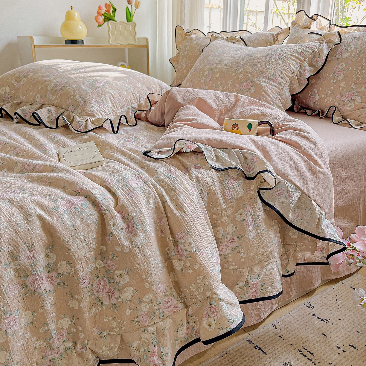 91家纺网 家纺一手货源 找家纺 （总）暖芯优选 2025新款皱皱双层纱荷叶大花边夏被空调被夏凉被三件套