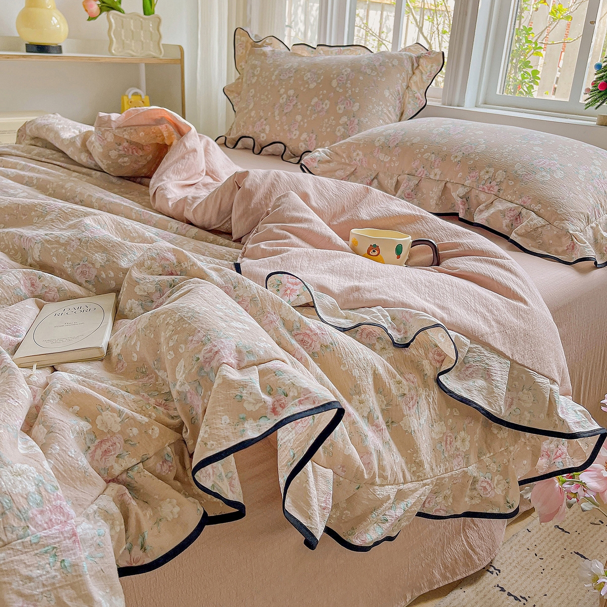 91家纺网 家纺一手货源 找家纺 暖芯优选 2025（优选）新款皱皱双层纱荷叶大花边夏被空调被夏凉被三件套 朝花夕拾