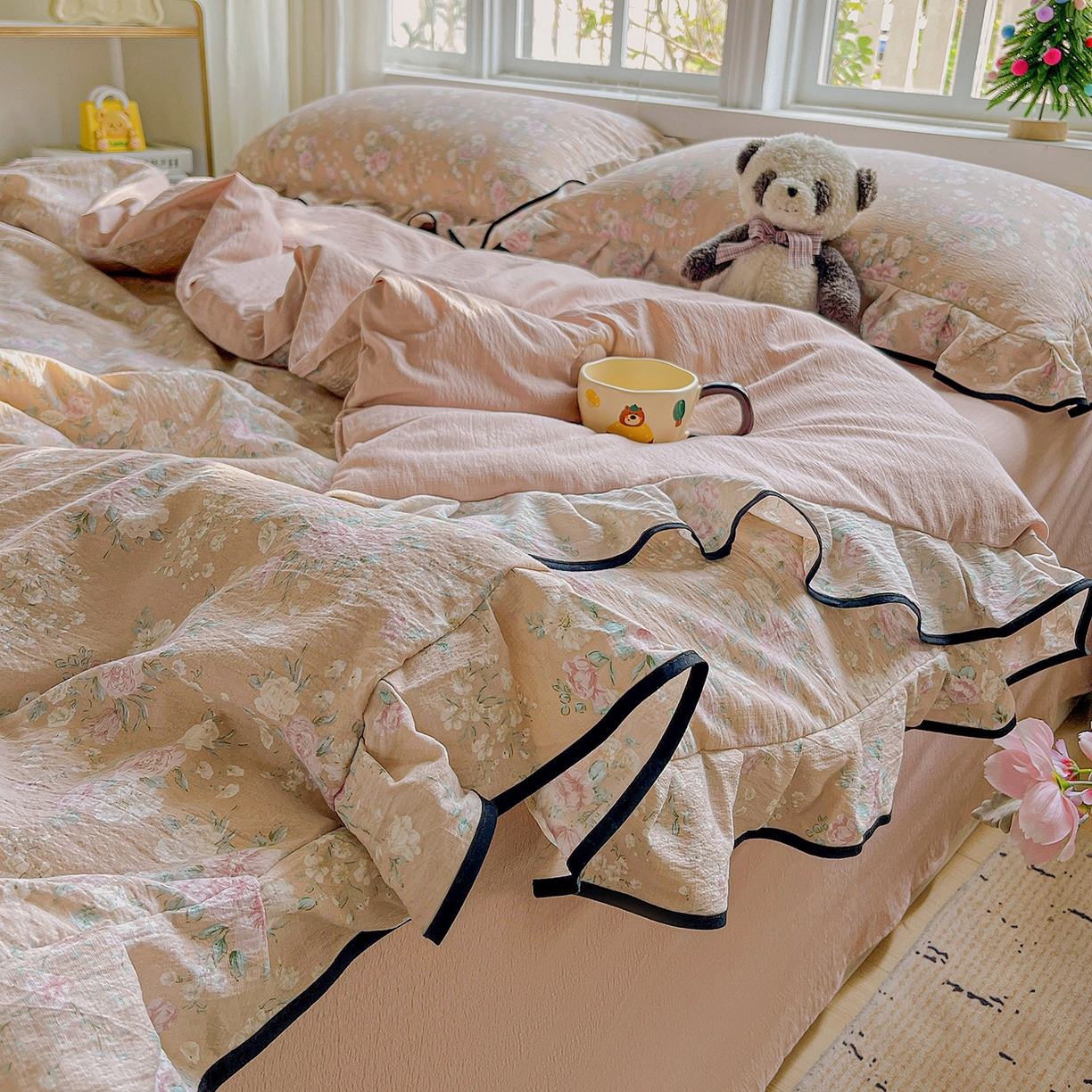 91家纺网 家纺一手货源 找家纺 暖芯优选 2025（优选）新款皱皱双层纱荷叶大花边夏被空调被夏凉被三件套 朝花夕拾