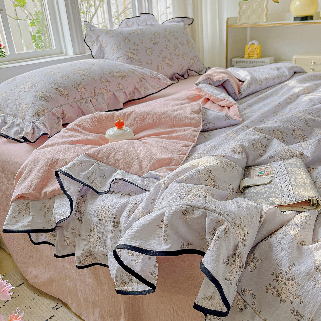 91家纺网 家纺一手货源 找家纺 暖芯优选 2025（优选）新款皱皱双层纱荷叶大花边夏被空调被夏凉被三件套 繁花入梦