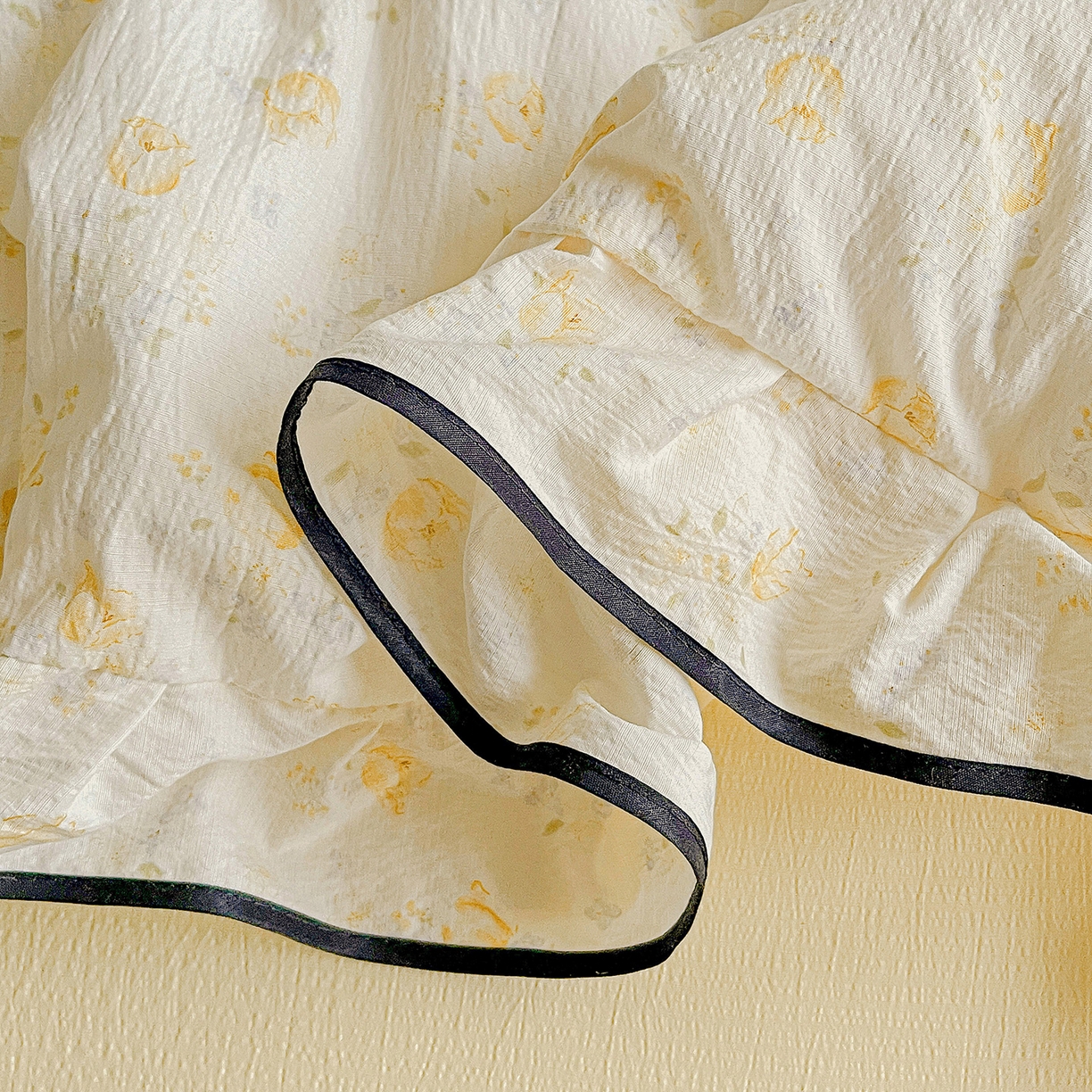 91家纺网 家纺一手货源 找家纺 暖芯优选 2025（优选）新款皱皱双层纱荷叶大花边夏被空调被夏凉被三件套 橘子海