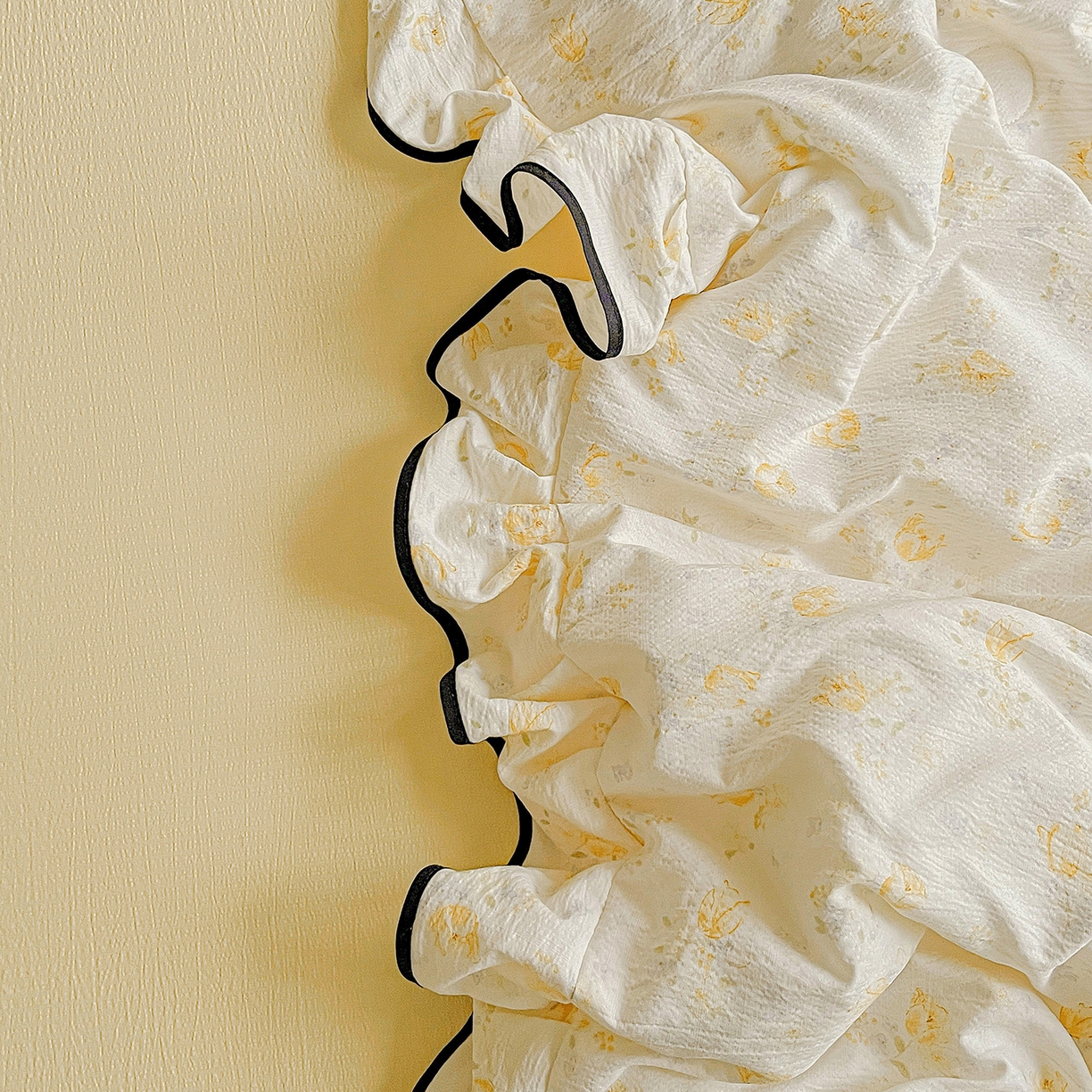 91家纺网 家纺一手货源 找家纺 暖芯优选 2025（优选）新款皱皱双层纱荷叶大花边夏被空调被夏凉被三件套 橘子海