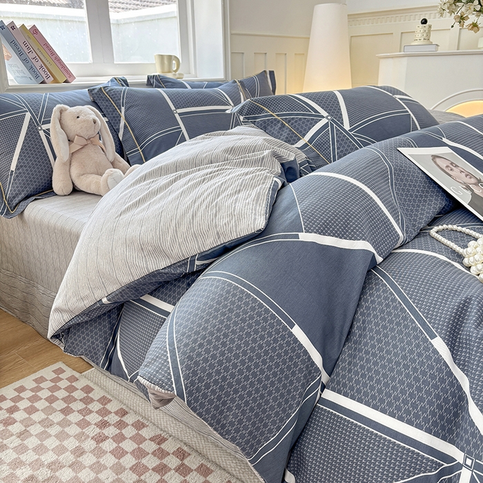 91家纺网 家纺一手货源 找家纺 宇彬家纺 2025新款13070全棉纯棉印花单被套一字绣工艺款 一字绣 空间