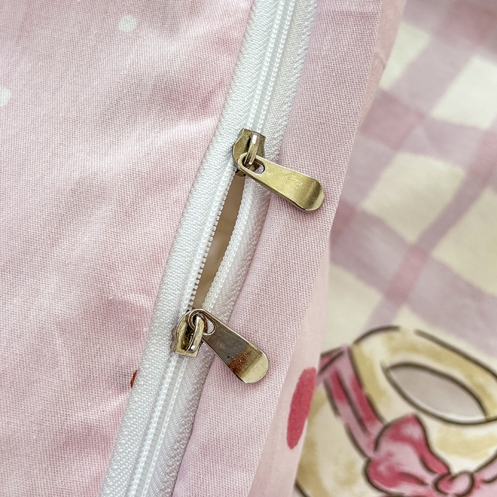 91家纺网 家纺一手货源 找家纺 宇彬家纺 2025新款13070全棉纯棉印花单被套一字绣工艺款 一字绣 晚安宝贝