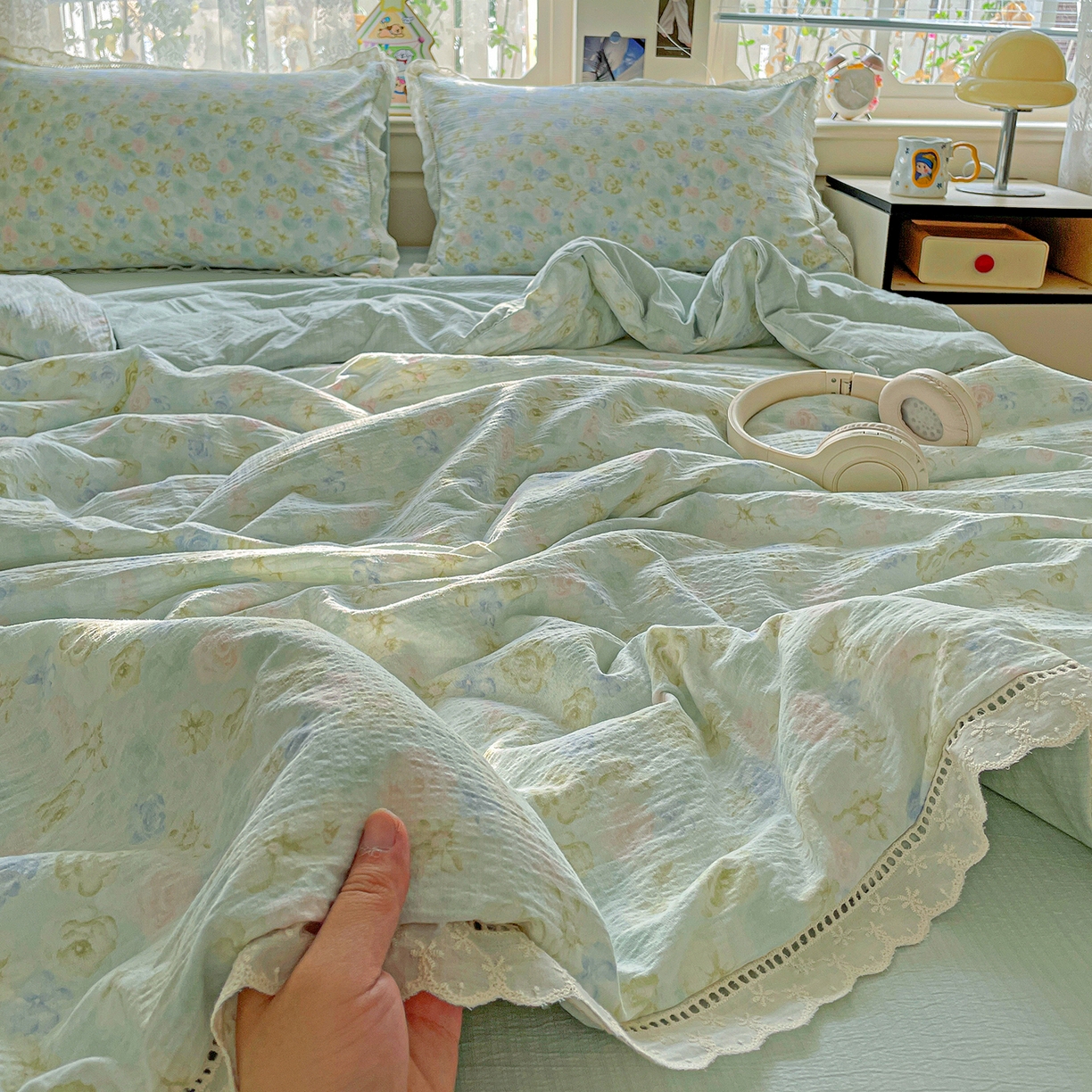 91家纺网 家纺一手货源 找家纺 暖芯优选 2025新款皱皱双层纱全棉花边夏被夏凉被空调被三件套 微凉薄荷