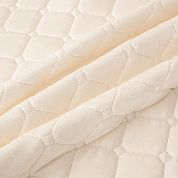 91家纺网 家纺一手货源 找家纺 锦眠 2025新款亲肤面包格夹棉床笠 白色