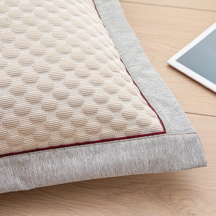 91家纺网 家纺一手货源 找家纺 织布人 2025新款夏季冰丝凉感冰豆豆枕套单品枕套枕套单件 海豚-驼色