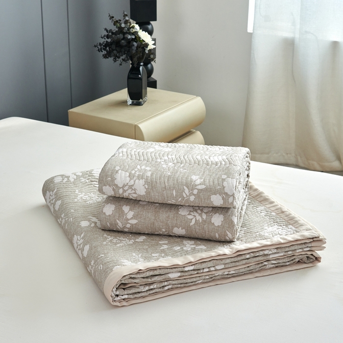 91家纺网 家纺一手货源 找家纺 莎果 2025春夏莫代尔印花高温砂洗床盖三件套四件套 罗曼庄园