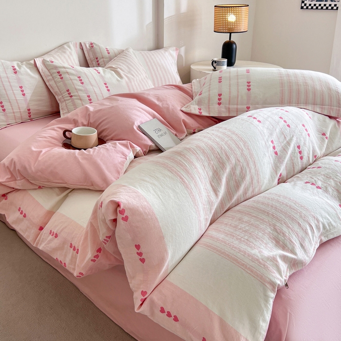 91家纺网 家纺一手货源 找家纺 小懒猪2025色织水洗棉提花四件套 爱心条粉