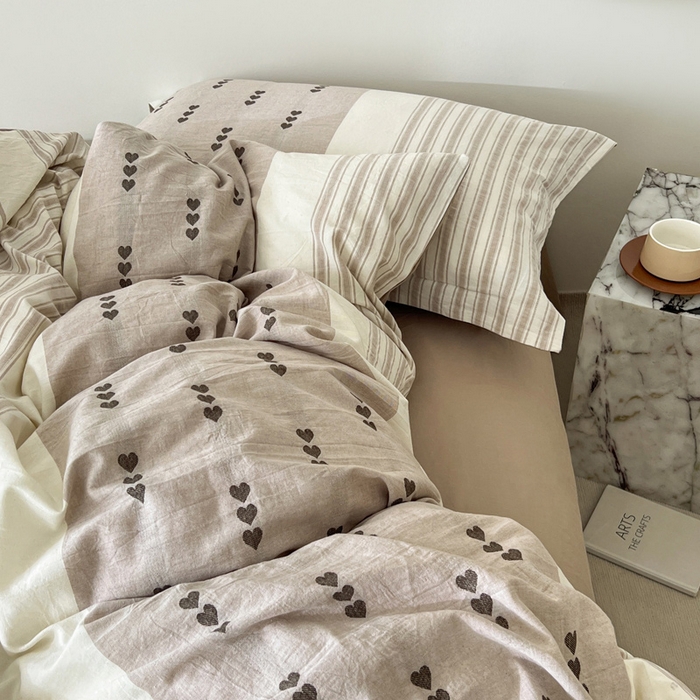 91家纺网 家纺一手货源 找家纺 小懒猪2025色织水洗棉提花四件套 爱心条咖