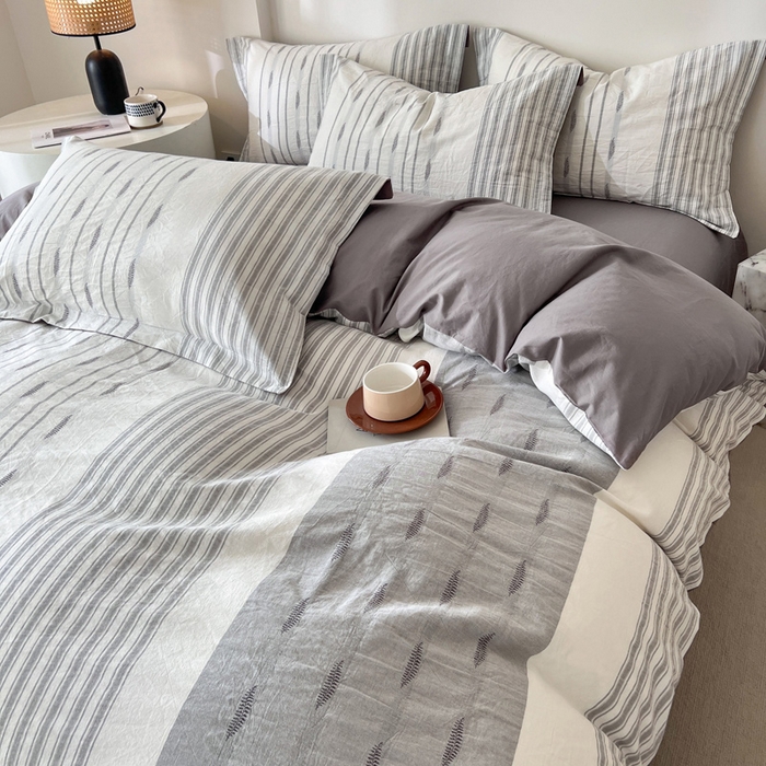 91家纺网 家纺一手货源 找家纺 小懒猪2025色织水洗棉提花四件套 小叶条灰