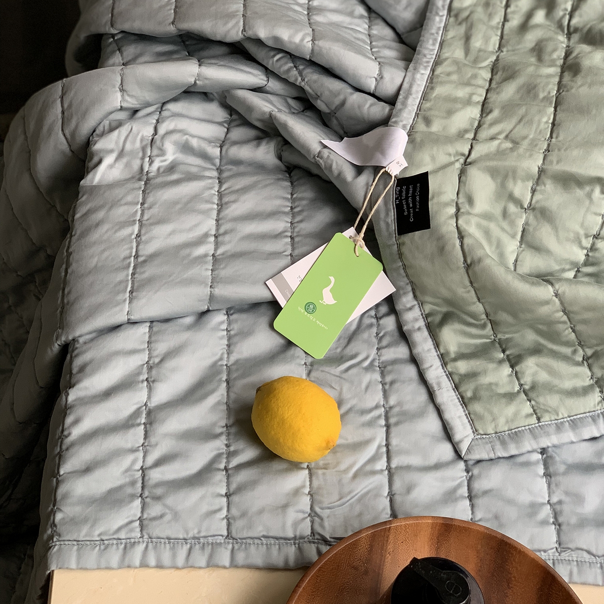 91家纺网 家纺一手货源 找家纺 汇庭 2025新款莱赛尔懒人被系列 幻想蓝