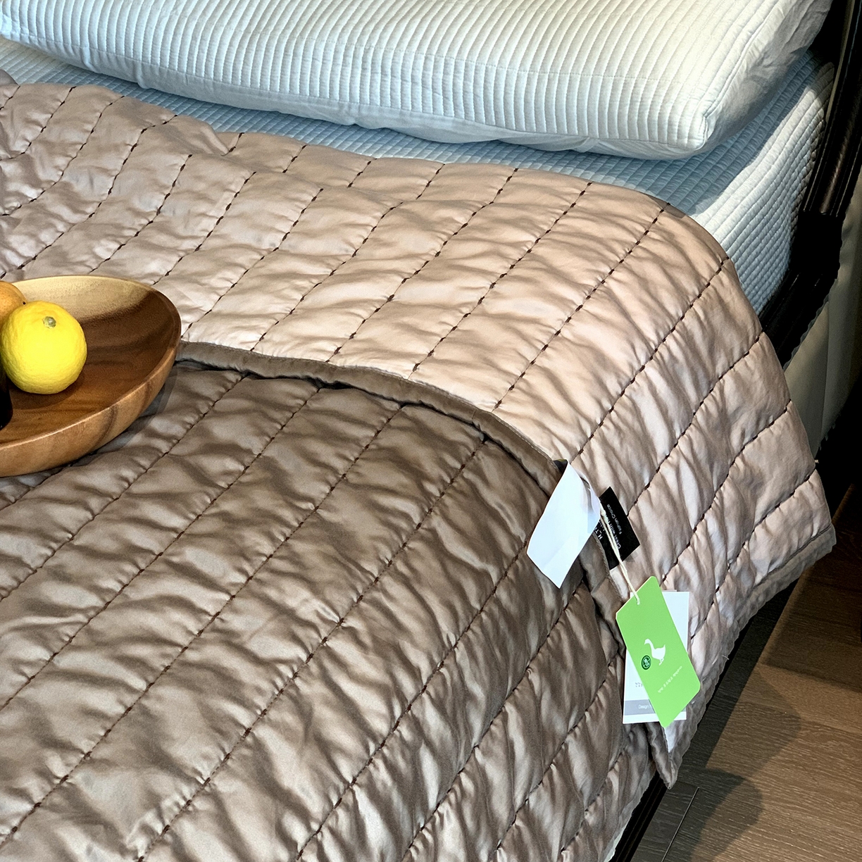 91家纺网 家纺一手货源 找家纺 汇庭 2025新款莱赛尔懒人被系列 卡竹亭