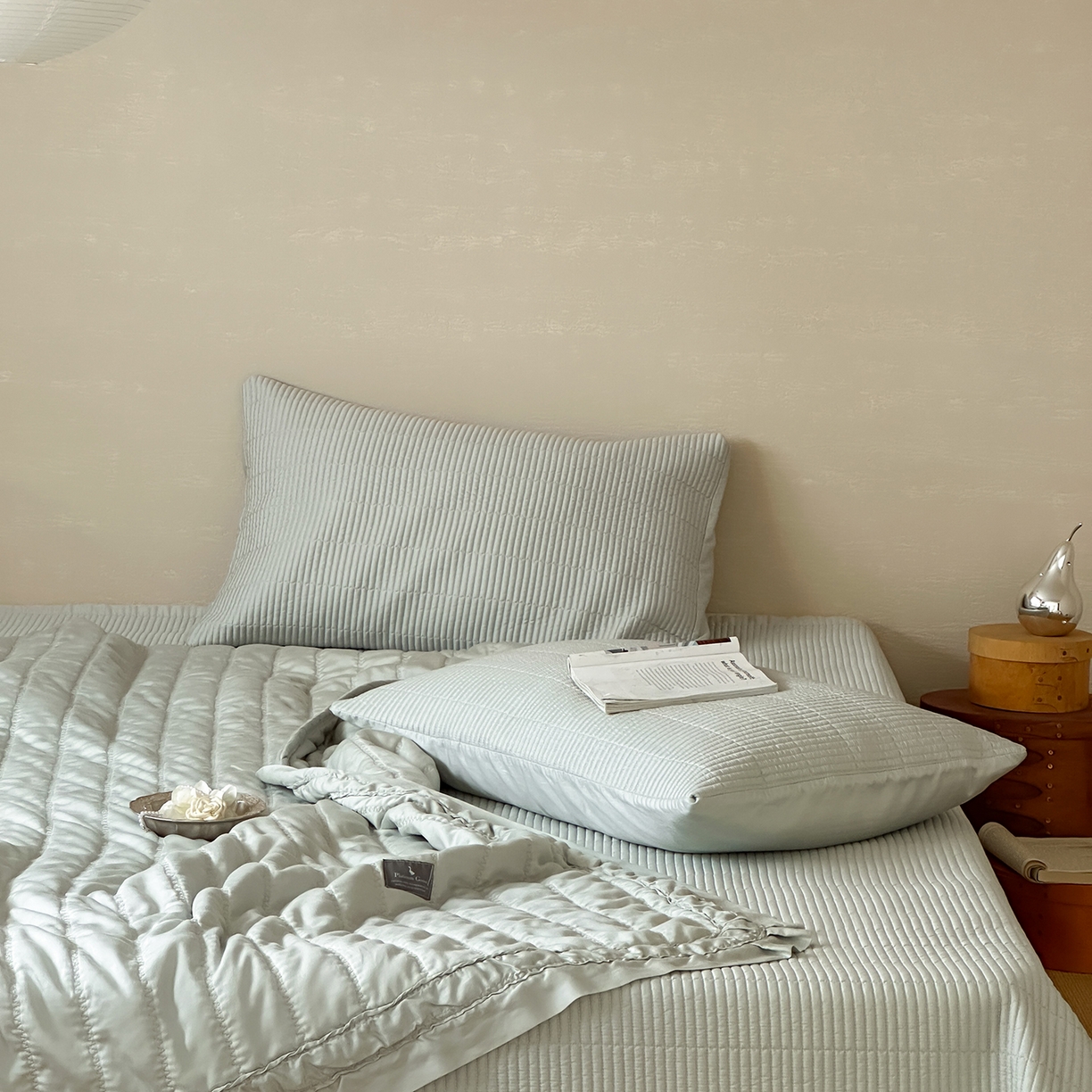 91家纺网 家纺一手货源 找家纺 汇庭 2025新款荷叶被自然床盖系列 荷叶绿（自然绿）