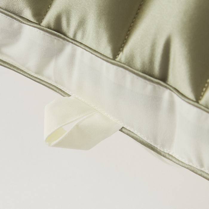 91家纺网 家纺一手货源 找家纺 境月2025新款锦氨护颈枕决明子黑苦荞枕头枕芯 锦氨决明子枕--绿色使用高度12-15cm