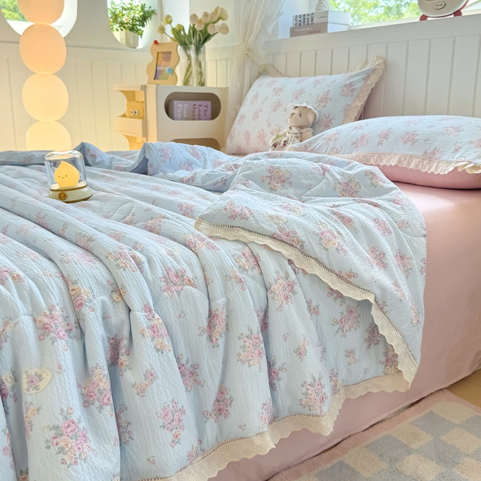 91家纺网 家纺一手货源 找家纺 丽美人家纺 2025新款韩版花边皱皱纱夏被四件套 铃兰