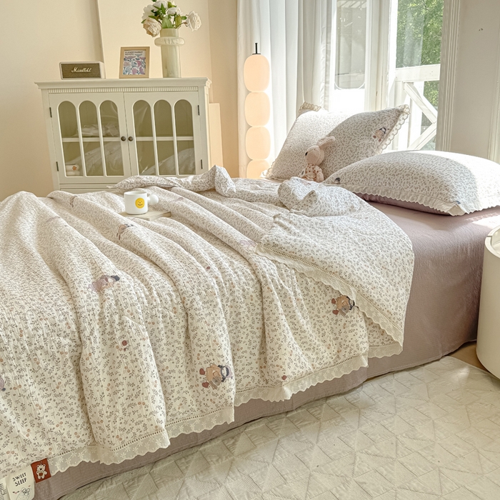 91家纺网 家纺一手货源 找家纺 丽美人家纺 2025新款韩版花边皱皱纱夏被四件套 时光