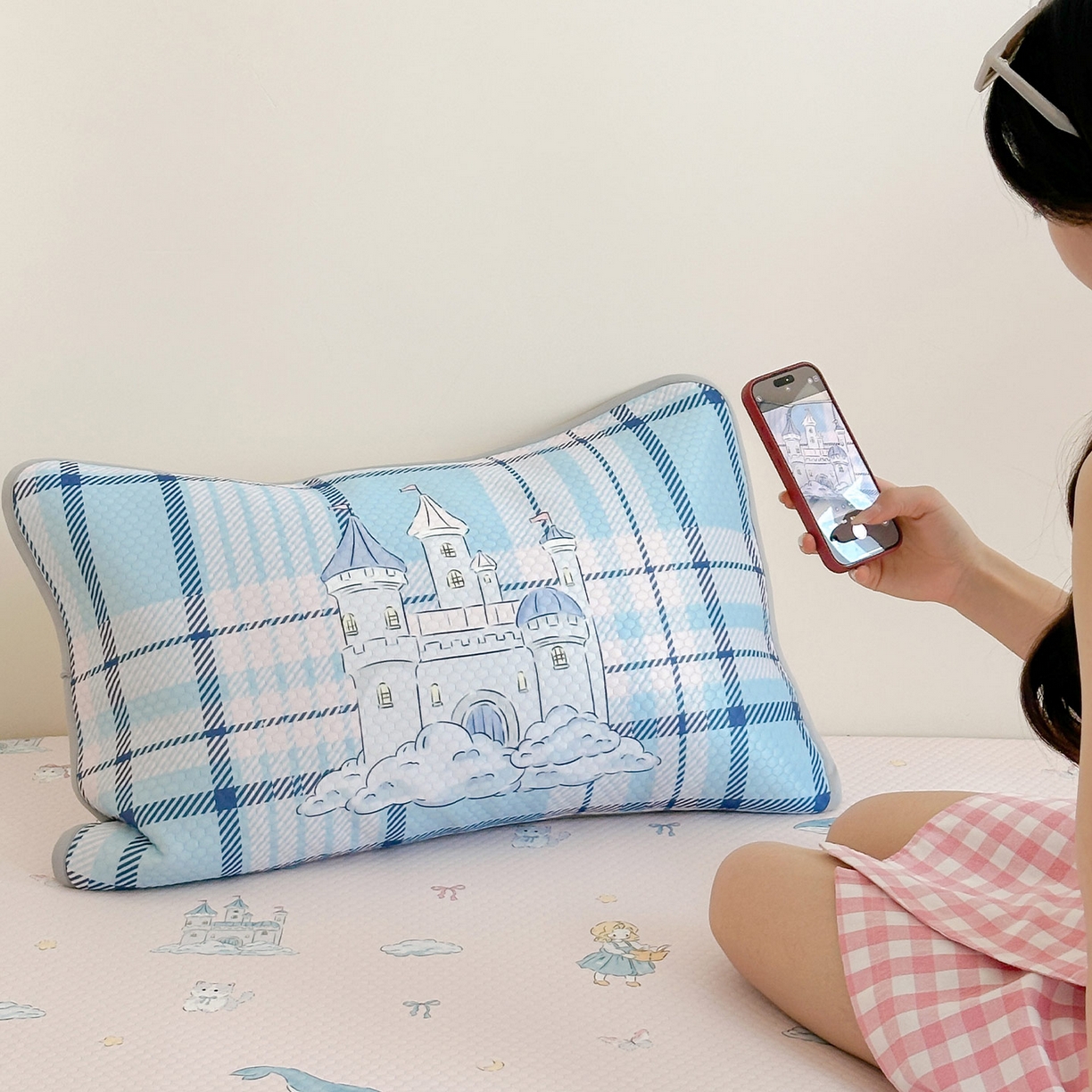 91家纺网 家纺一手货源 找家纺 RYB红黄兰 2025新款ins设计师原创A类数码大版卡通印花冰豆豆席凉席席子 城堡公主