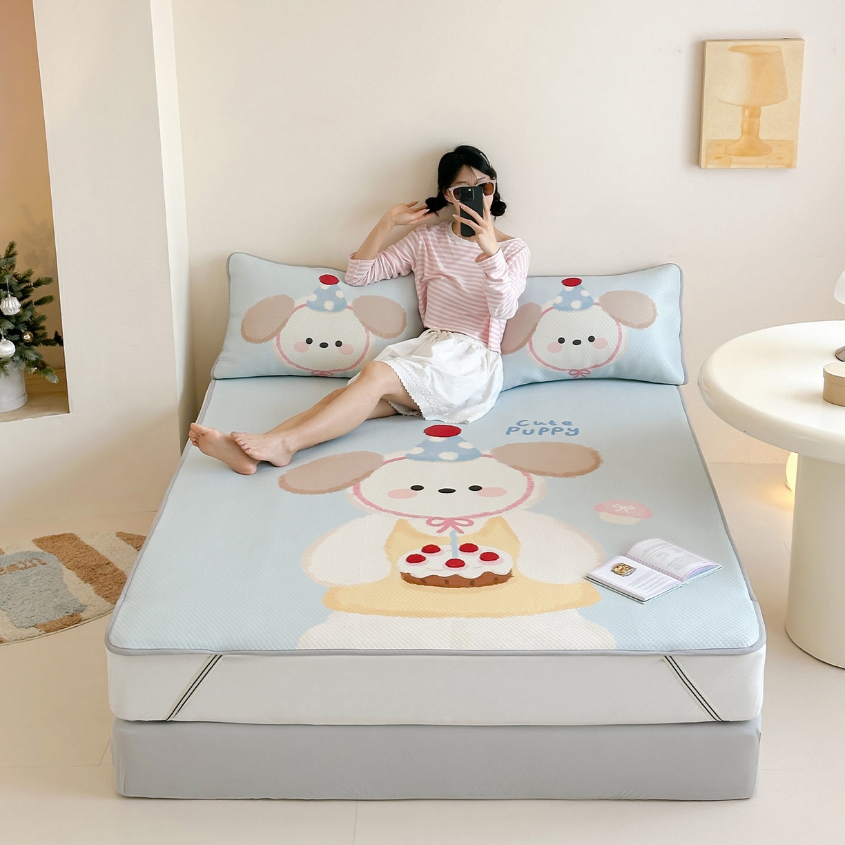 91家纺网 家纺一手货源 找家纺 RYB红黄兰 2025新款ins设计师原创A类数码大版卡通印花冰豆豆席凉席席子 蛋糕小狗