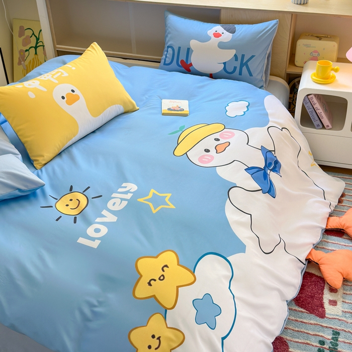 91家纺网 家纺一手货源 找家纺 一霖家纺 2025新款高克重云朵棉大版数码带脚丫四件套 大版-快乐小鸭