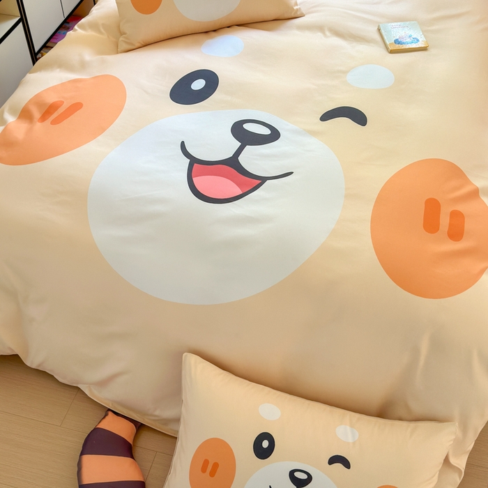 91家纺网 家纺一手货源 找家纺 一霖家纺 2025新款高克重云朵棉大版数码带脚丫四件套 大版-小浣熊