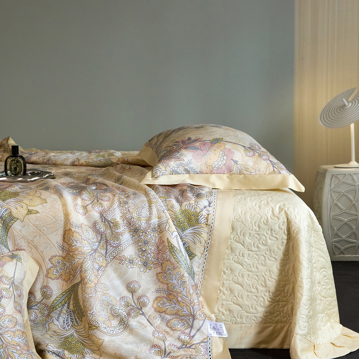 91家纺网 家纺一手货源 找家纺 时亿家居 2025新款100s天丝棉兰精天丝床盖款夏被四件套-剑桥系列 剑桥 金