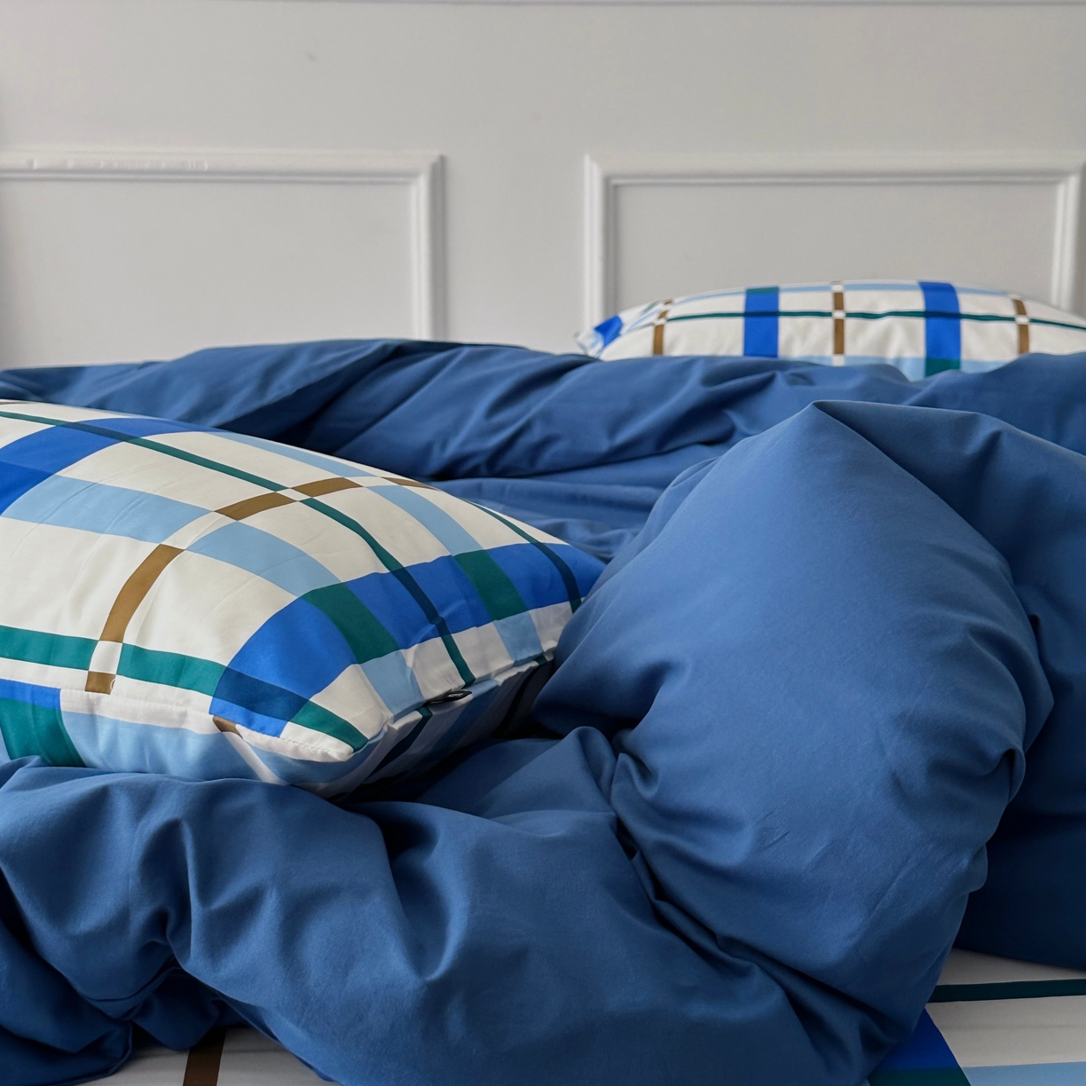 91家纺网 家纺一手货源 找家纺 柚可家居 2025新款40支色织水洗棉四件套-尼维格调 尼维格调（枕套越蓝+格子）