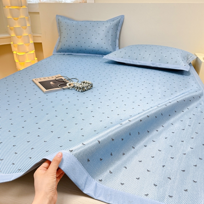 91家纺网 家纺一手货源 找家纺 慕尚家纺 2025新款数码印花床席床笠款冰藤席 蝴蝶蓝