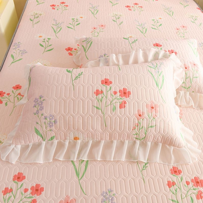 91家纺网 家纺一手货源 找家纺 悦织湾家纺 2025新款A类凉感丝床裙款乳胶凉席席子夏被夏凉被空调被四件套 百花齐放