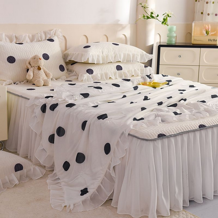 91家纺网 家纺一手货源 找家纺 悦织湾家纺 2025新款A类凉感丝床裙款乳胶凉席席子夏被夏凉被空调被四件套 波点