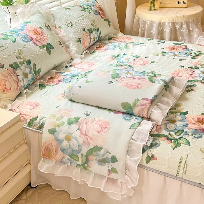 91家纺网 家纺一手货源 找家纺 悦织湾家纺 2025新款A类凉感丝床裙款乳胶凉席席子夏被夏凉被空调被四件套 繁花