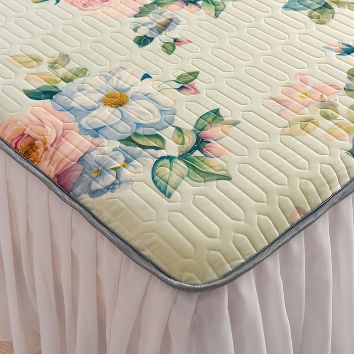 91家纺网 家纺一手货源 找家纺 悦织湾家纺 2025新款A类凉感丝床裙款乳胶凉席席子夏被夏凉被空调被四件套 繁花