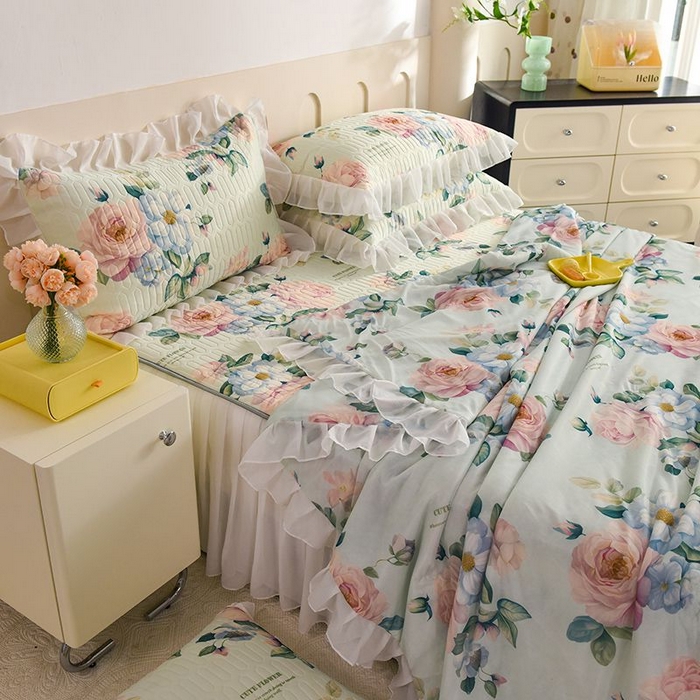 91家纺网 家纺一手货源 找家纺 悦织湾家纺 2025新款A类凉感丝床裙款乳胶凉席席子夏被夏凉被空调被四件套 繁花