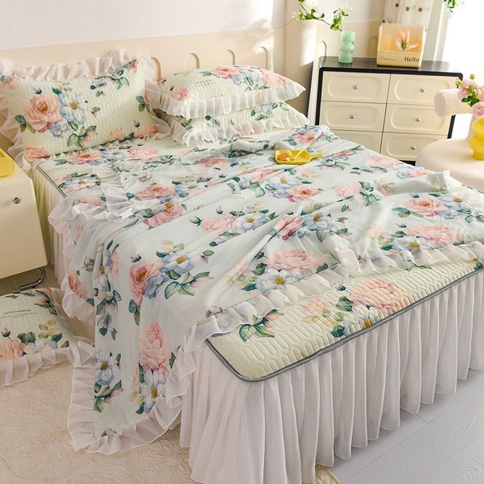 91家纺网 家纺一手货源 找家纺 悦织湾家纺 2025新款A类凉感丝床裙款乳胶凉席席子夏被夏凉被空调被四件套 繁花