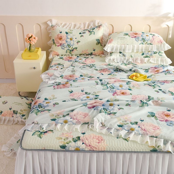 91家纺网 家纺一手货源 找家纺 悦织湾家纺 2025新款A类凉感丝床裙款乳胶凉席席子夏被夏凉被空调被四件套 繁花