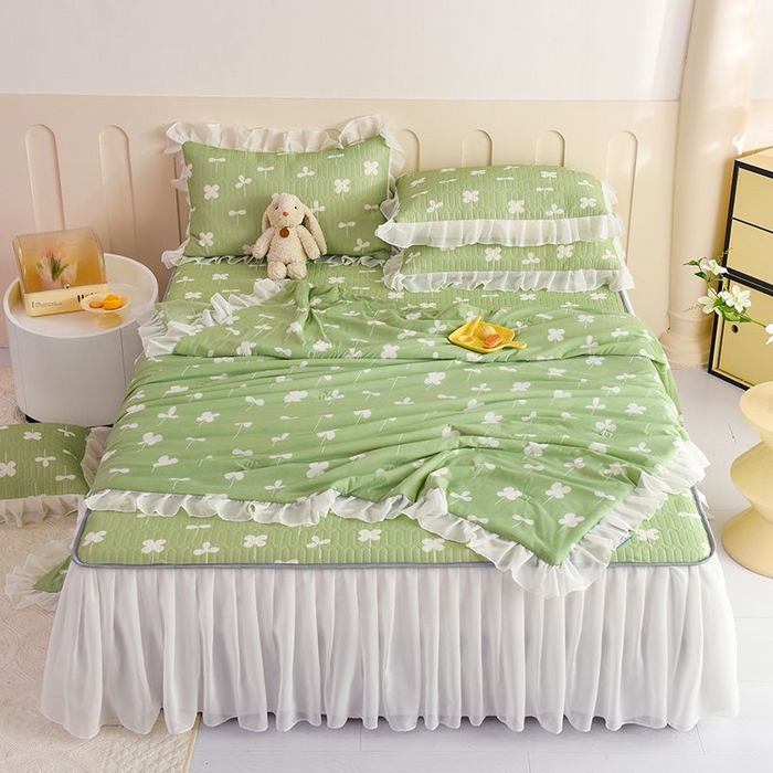 91家纺网 家纺一手货源 找家纺 悦织湾家纺 2025新款A类凉感丝床裙款乳胶凉席席子夏被夏凉被空调被四件套 花束