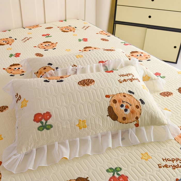 91家纺网 家纺一手货源 找家纺 悦织湾家纺 2025新款A类凉感丝床裙款乳胶凉席席子夏被夏凉被空调被四件套 欢乐曲奇