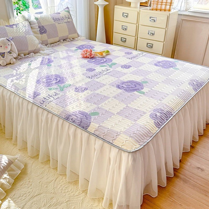 91家纺网 家纺一手货源 找家纺 悦织湾家纺 2025新款A类凉感丝床裙款乳胶凉席席子夏被夏凉被空调被四件套 吉祥如意